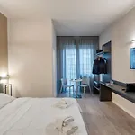 Astoria Comfort בית הארחה בולוניה