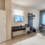 בית הארחה Astoria Comfort בולוניה