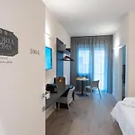 Astoria Comfort בית הארחה